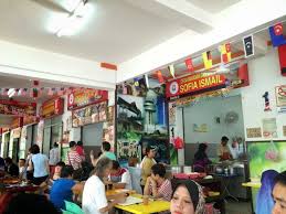 what to eat for breakfast in melaka roti canai