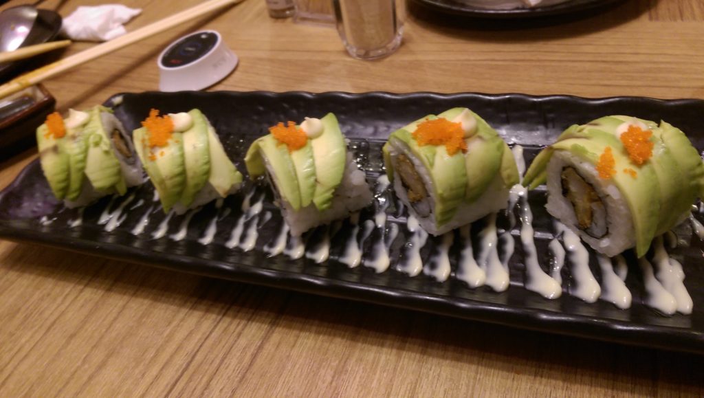 sushi roll at kiwami yakiniku