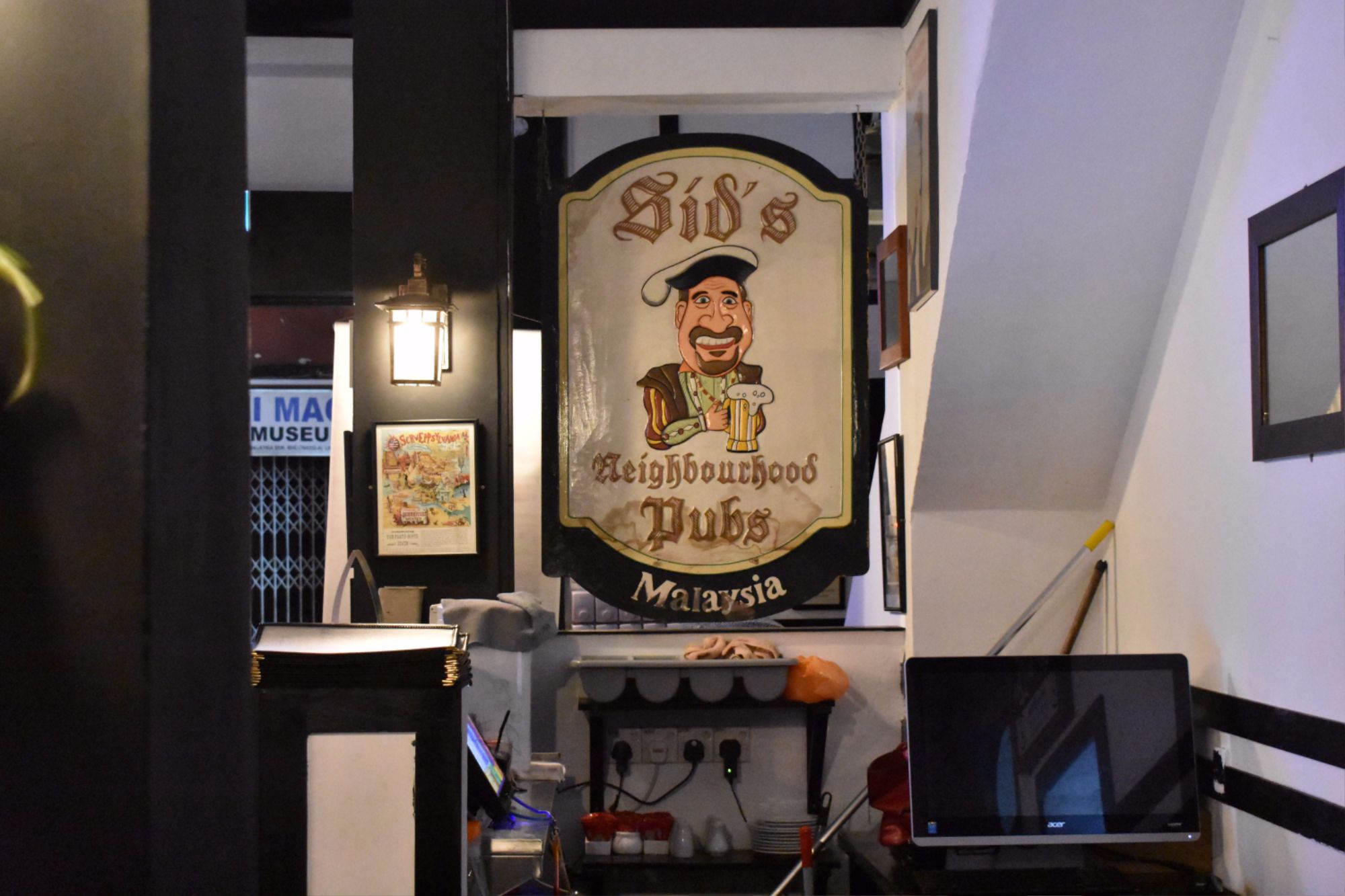 sid's pub jonker street malacca