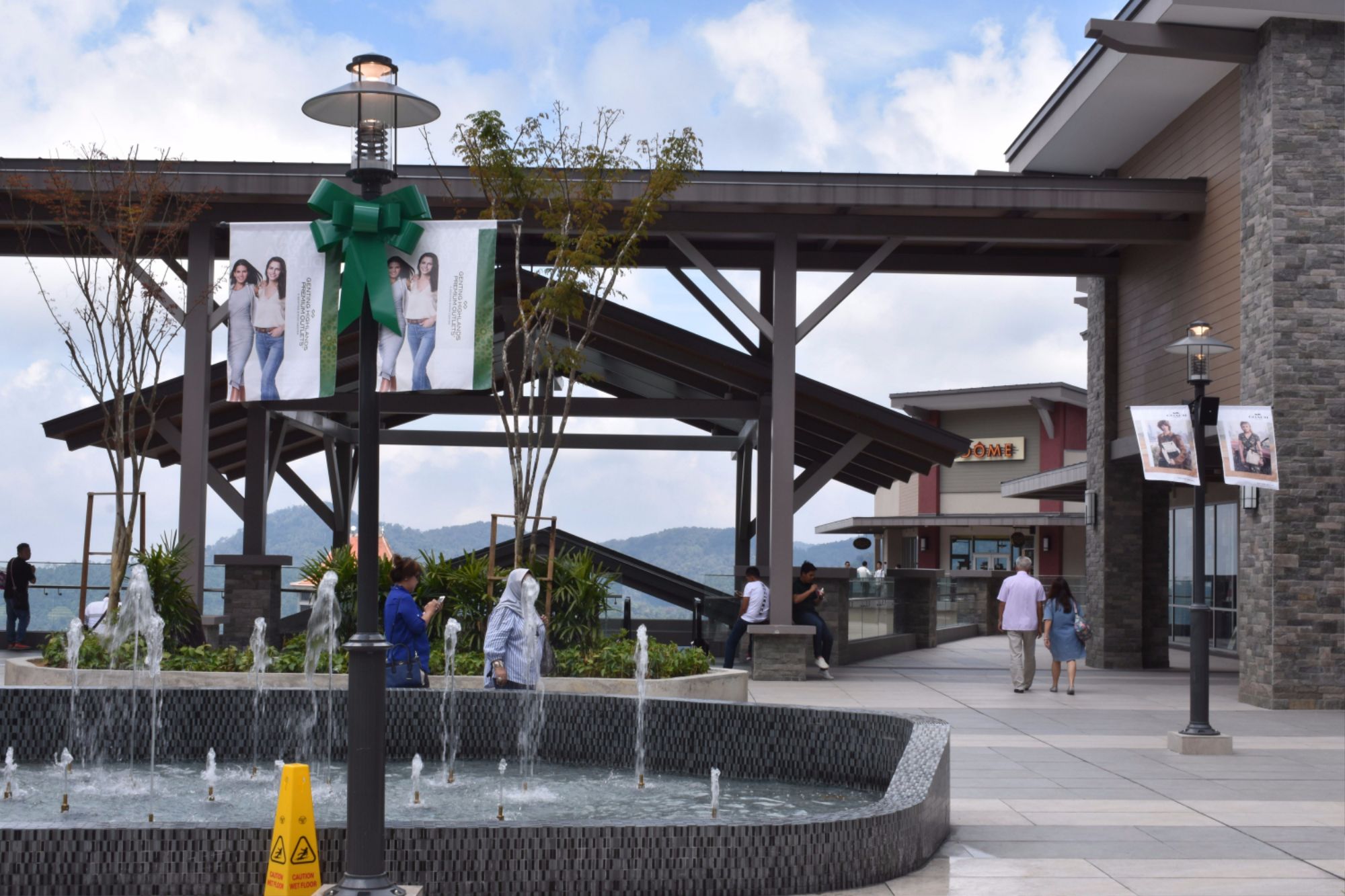 genting premium outlet awana