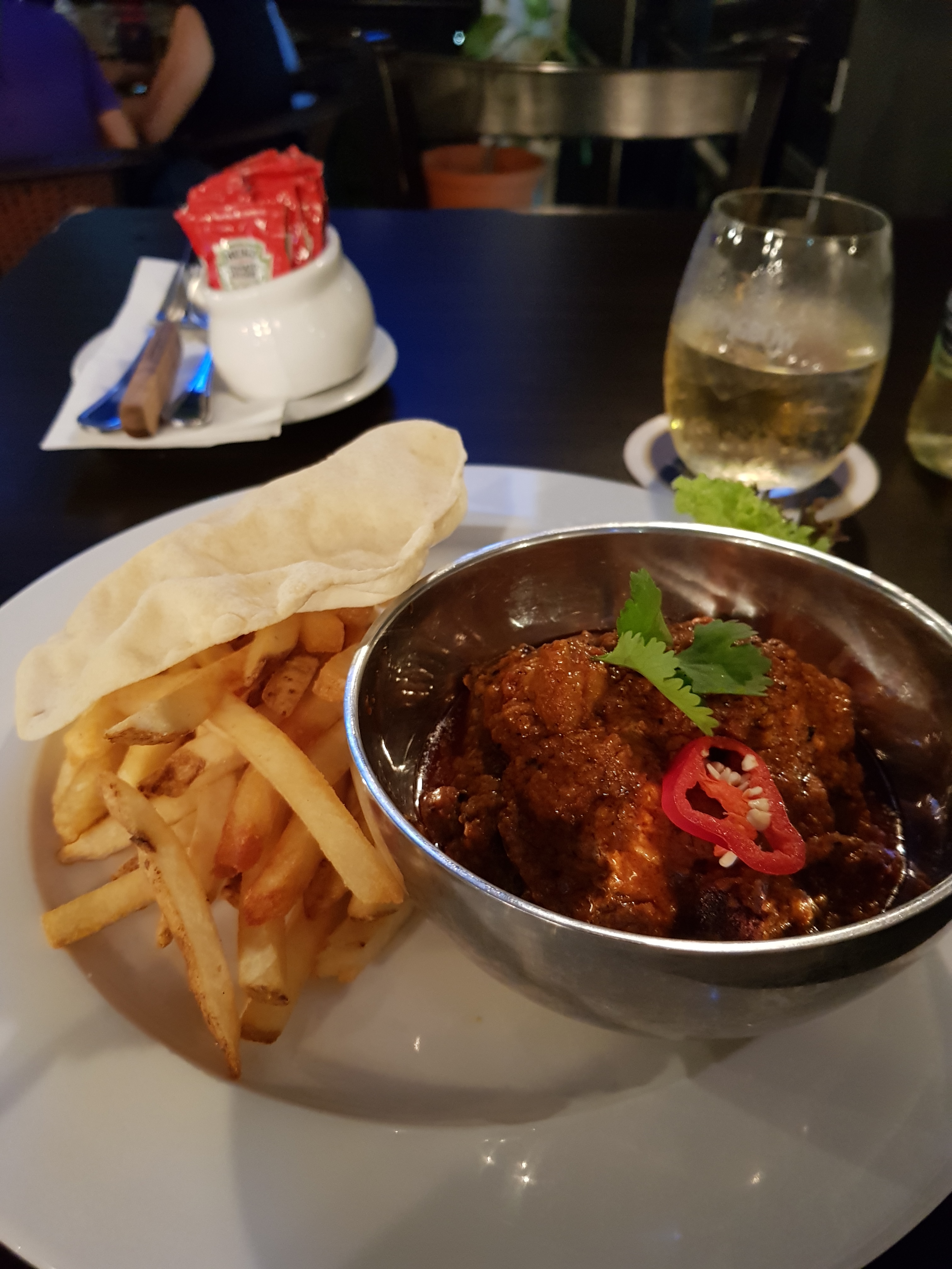 top food in melaka - sid's pub