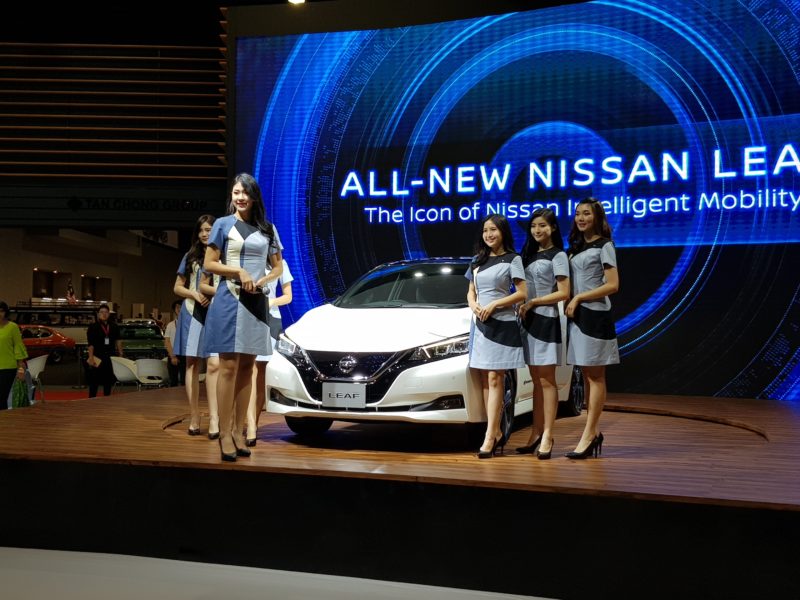 kuala lumpur international motor show nissan leaf