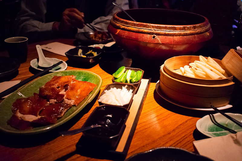 hutong peking duck hong kong