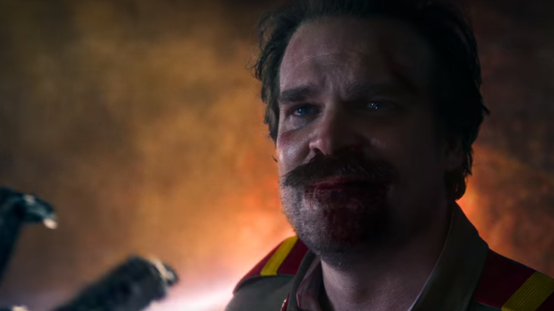 stranger things 3 - did hopper die - who is american