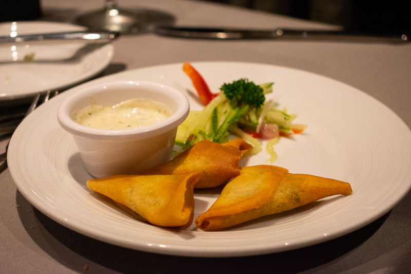 type of food at quantum of the seas main dining room