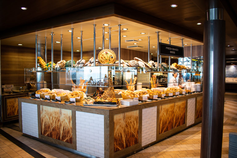 Windjammer Buffet Review Royal Caribbean (Quantum of the Seas)