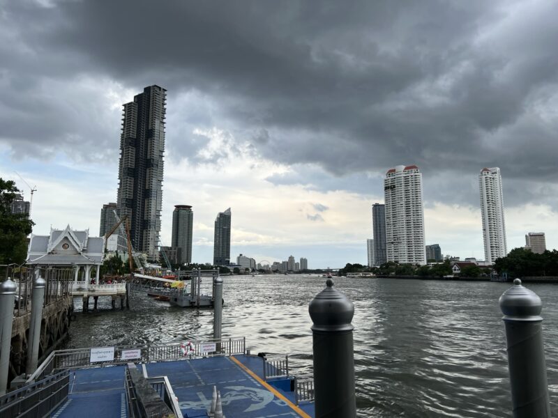 How To Go To ICONSIAM With The Free Shuttle Boat